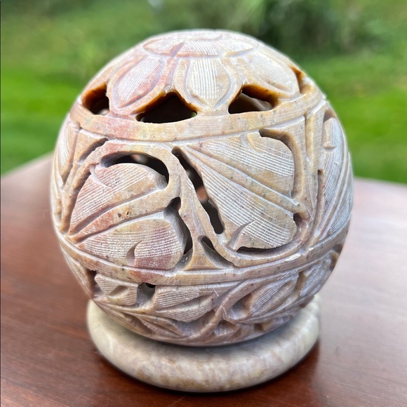 Artisan Hand-Carved Soapstone Sphere Globe Shaped Votive Holder Fairy Lamp - Picture 3 of 11